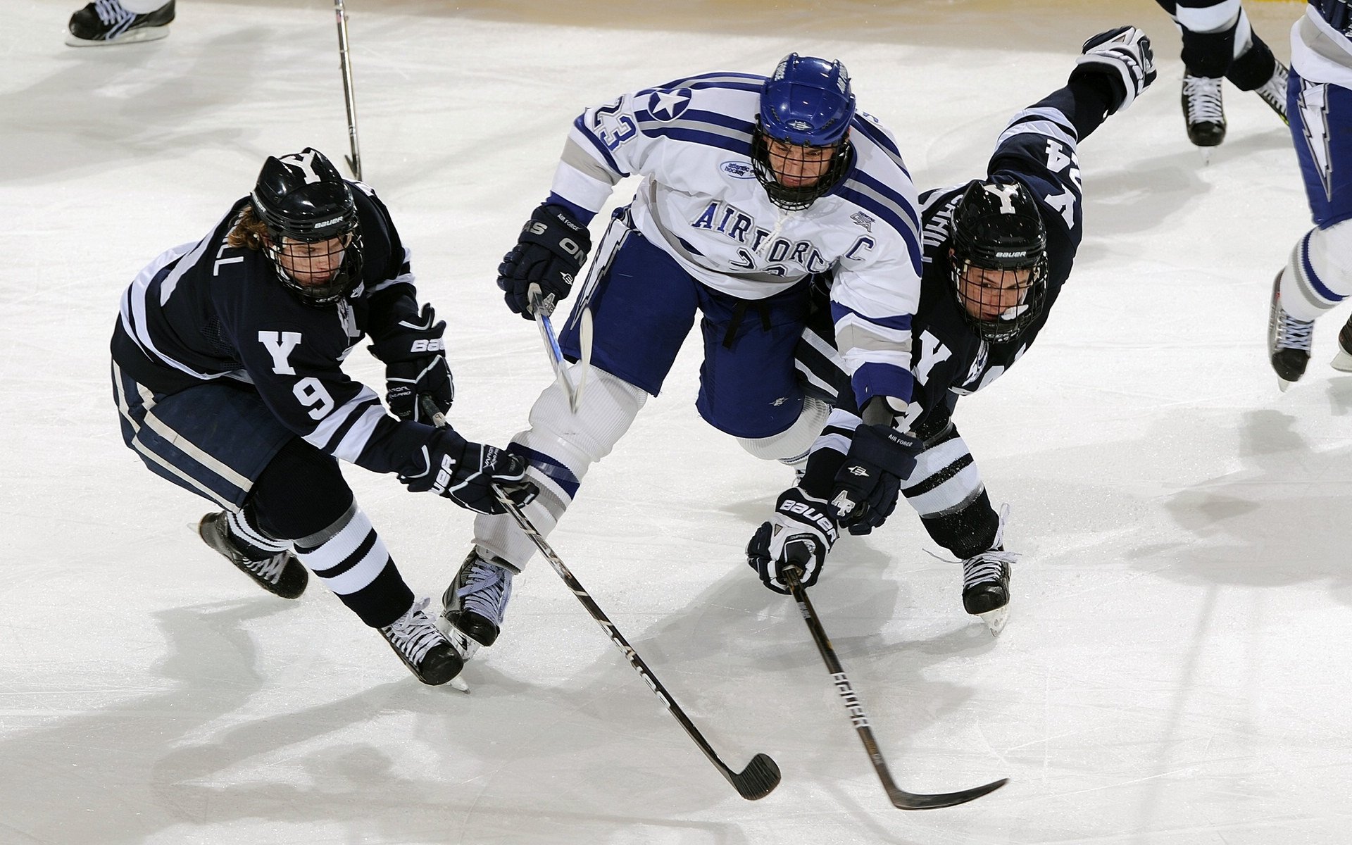 “球迷票选：本赛季最惊心动魄的比赛回顾”，最精彩的球赛凭空消失